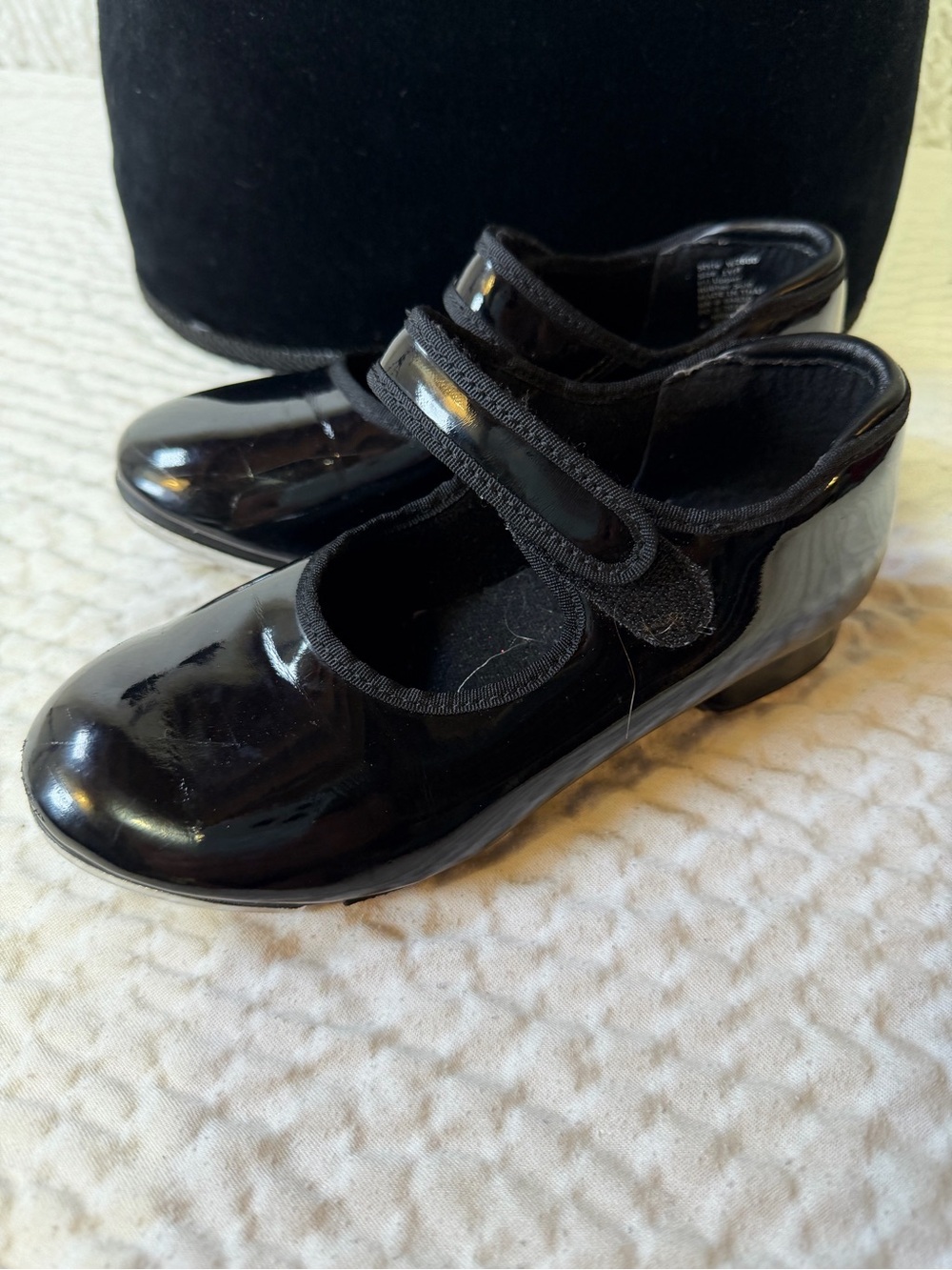 Girls Black Patent Mary Jane Dress Shoes with Hook-and-Loop Strap tap shoes